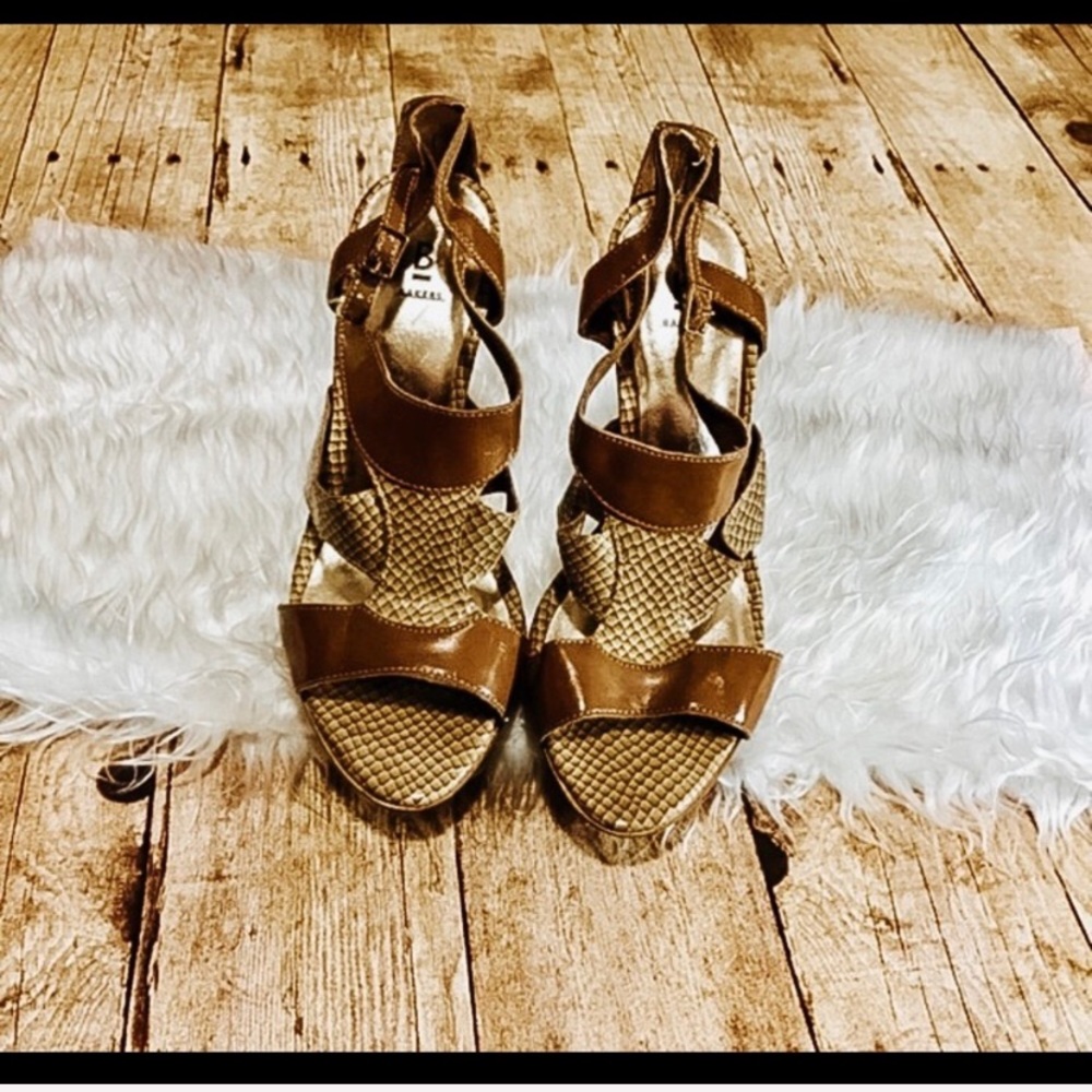 Bakers Lora Heels